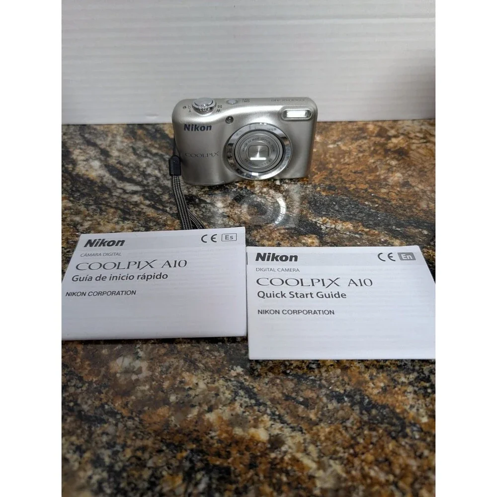 Nikon Coolpix A10 Silver Compact Digital Camera 16.1MP 5x Zoom- Tested